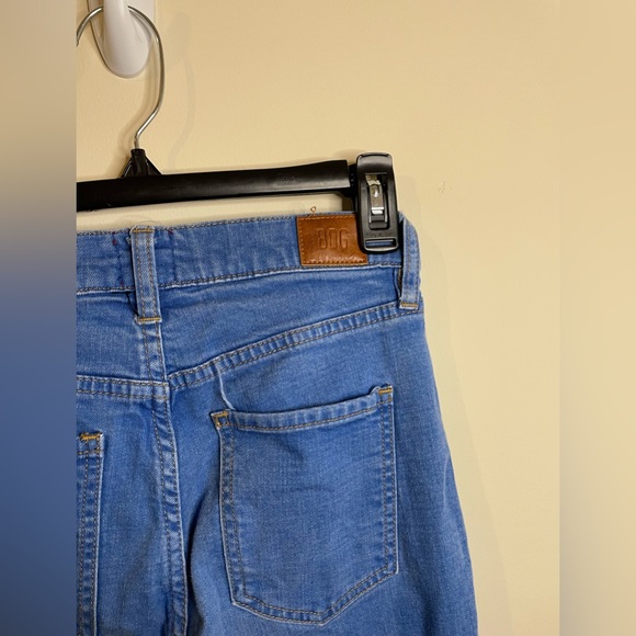 Urban Outfitters BDG Girlfriend High Rise Medium Wash Jeans - Picture 6 of 7